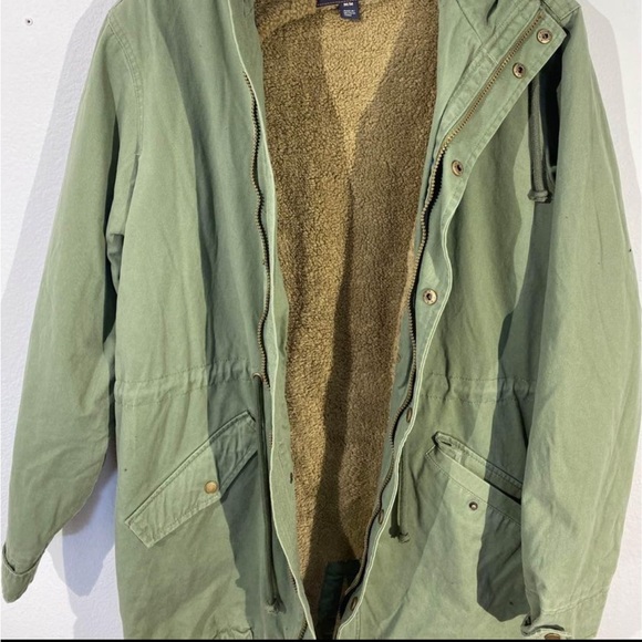 NWT Weatherproof Vintage Mens parka with Sherpa hood. Size medium - Picture 2 of 8